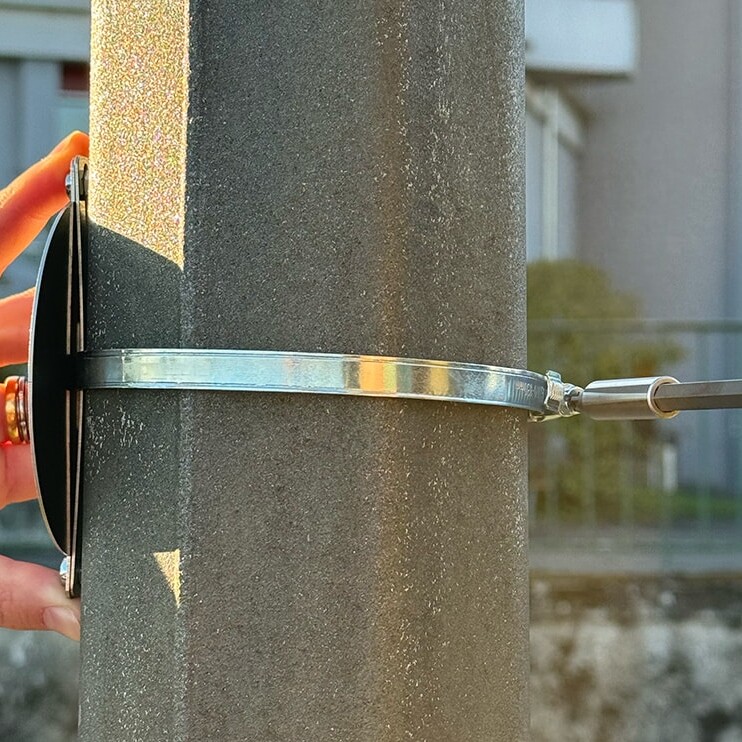 bande de fixation inox Genius Loci Medal